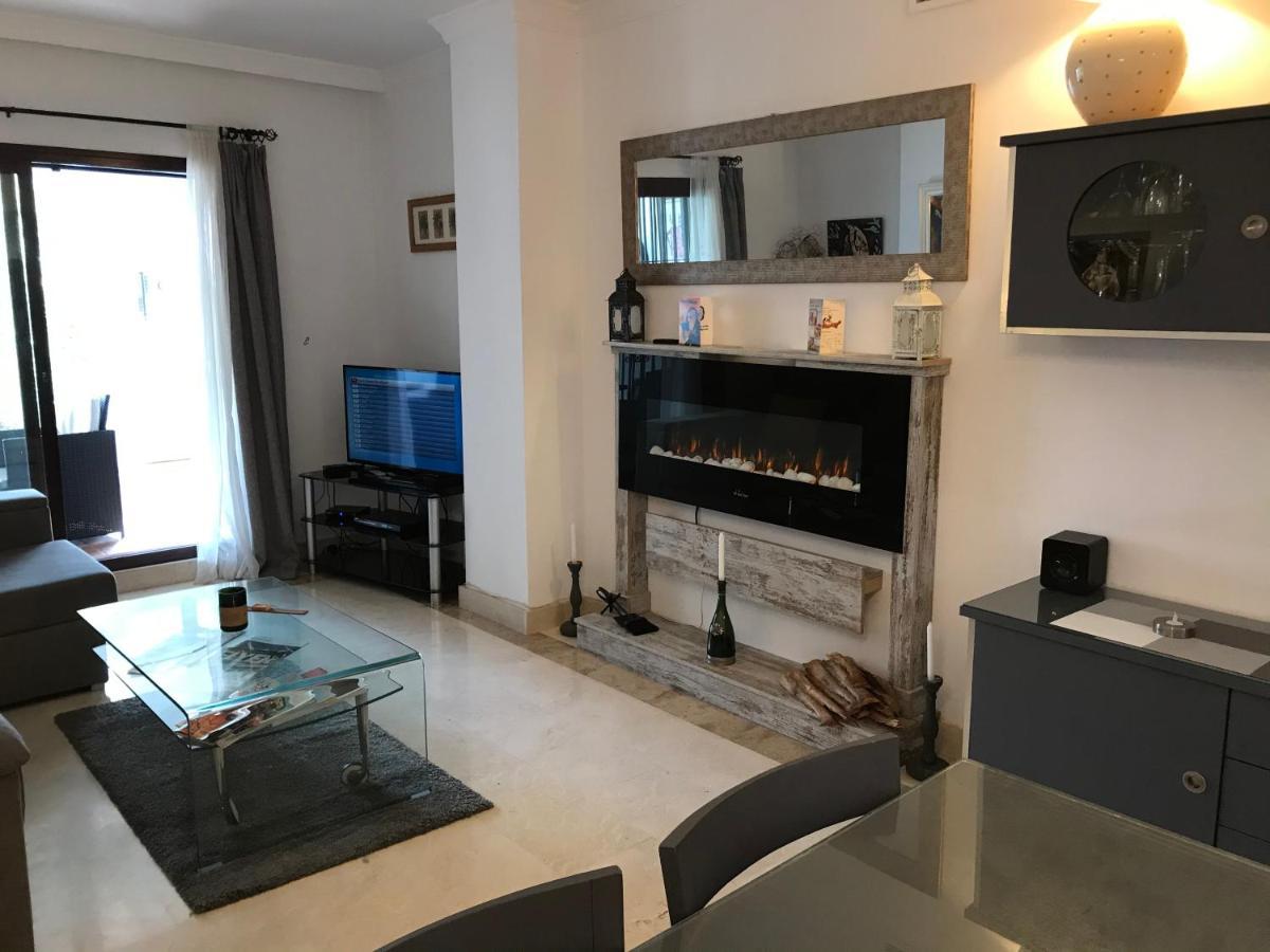 2 Bed Apartment In San Pedro Марбелья Екстер'єр фото