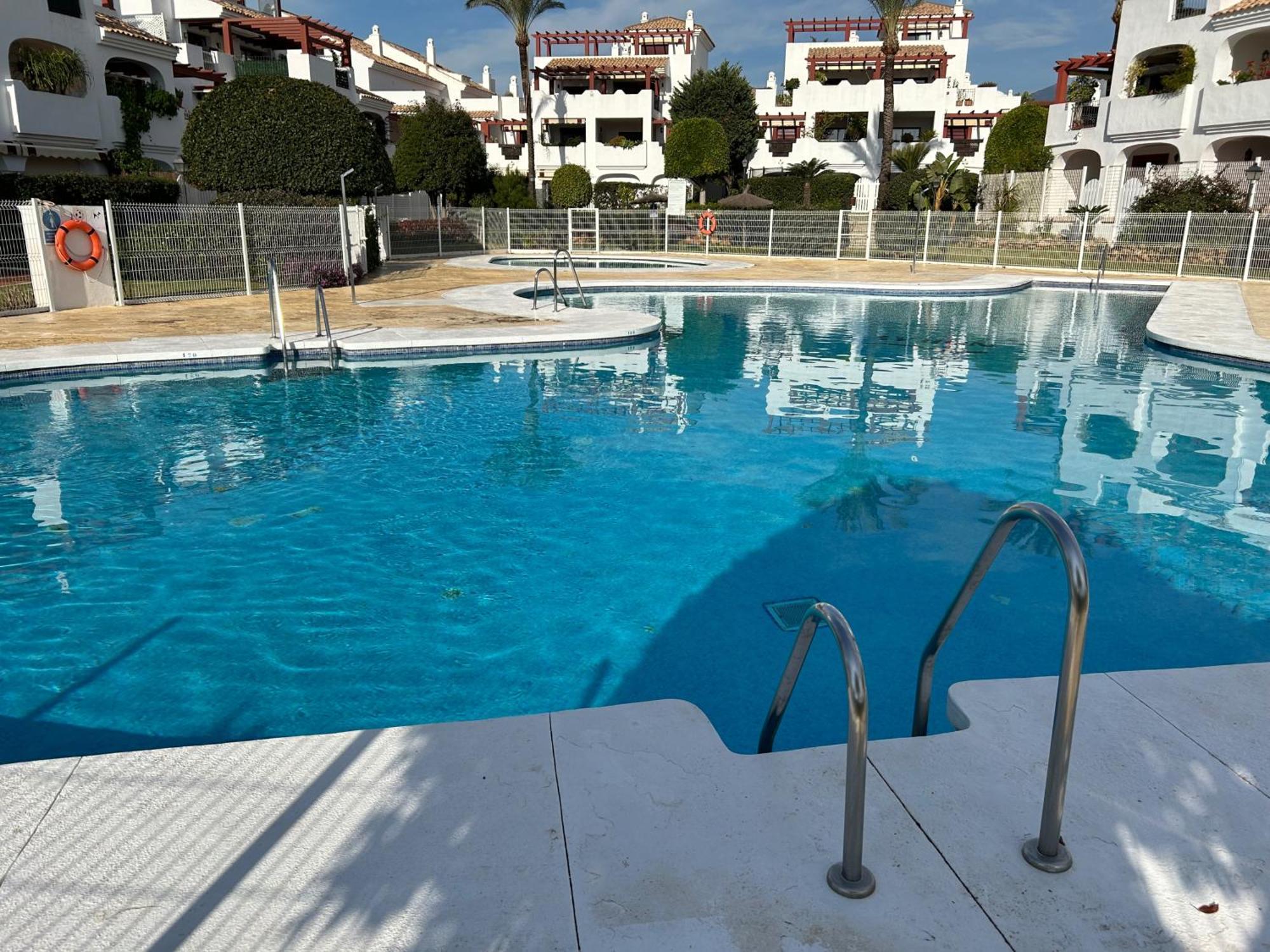 2 Bed Apartment In San Pedro Марбелья Екстер'єр фото